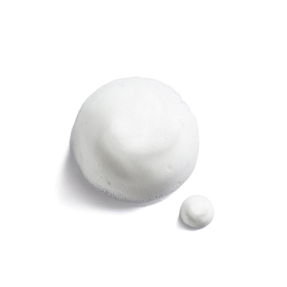 Turmeric and Vitamin C Foaming Cleanser