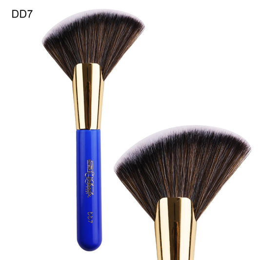 DD7 Brush