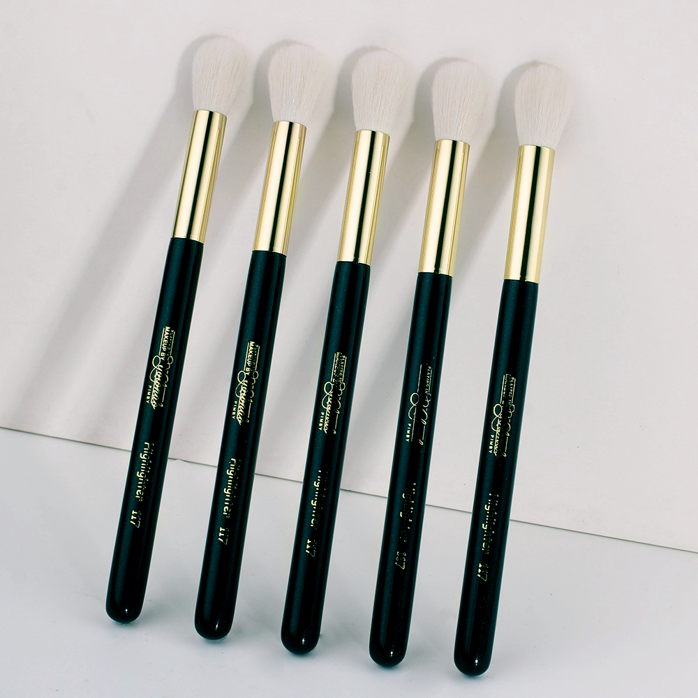 117 Highlighter Brush